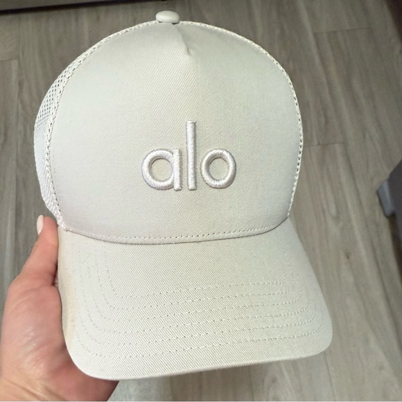 ALO Yoga | Accessories | Alo Yoga Kids Cream Cap | Poshmark
